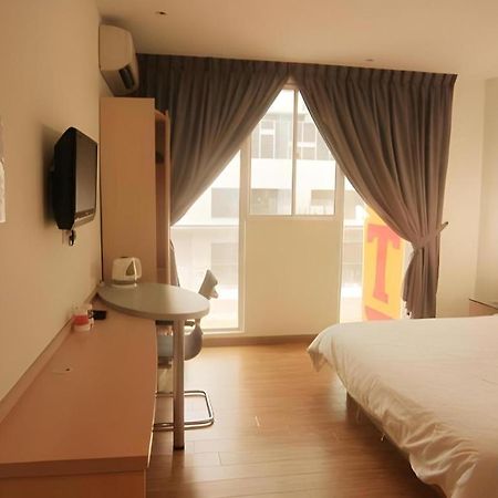 Hotel City Comfort Inn Puchong Esterno foto