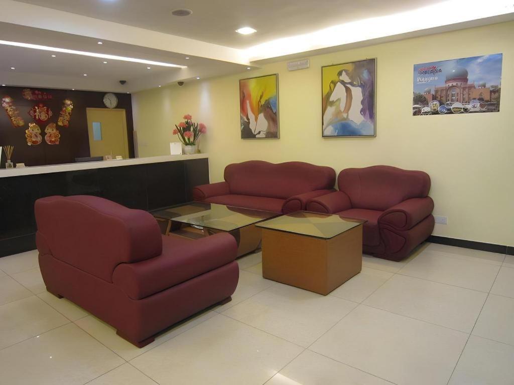 Hotel City Comfort Inn Puchong Esterno foto