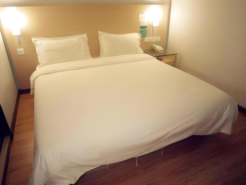 Hotel City Comfort Inn Puchong Esterno foto