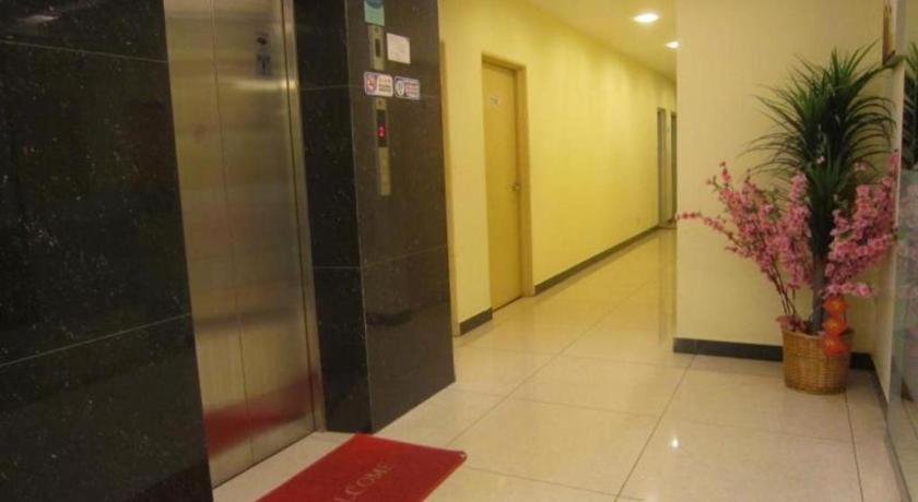 Hotel City Comfort Inn Puchong Esterno foto