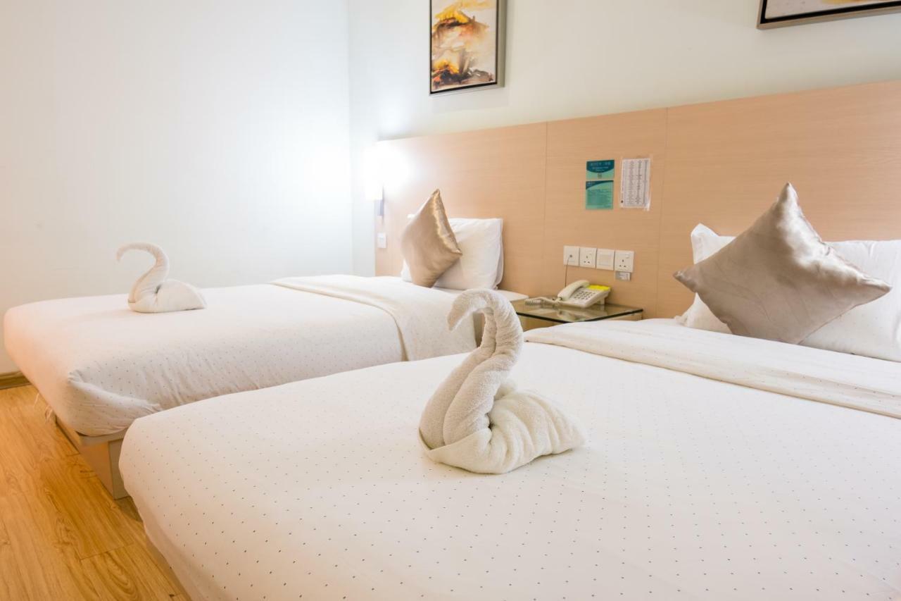 Hotel City Comfort Inn Puchong Esterno foto